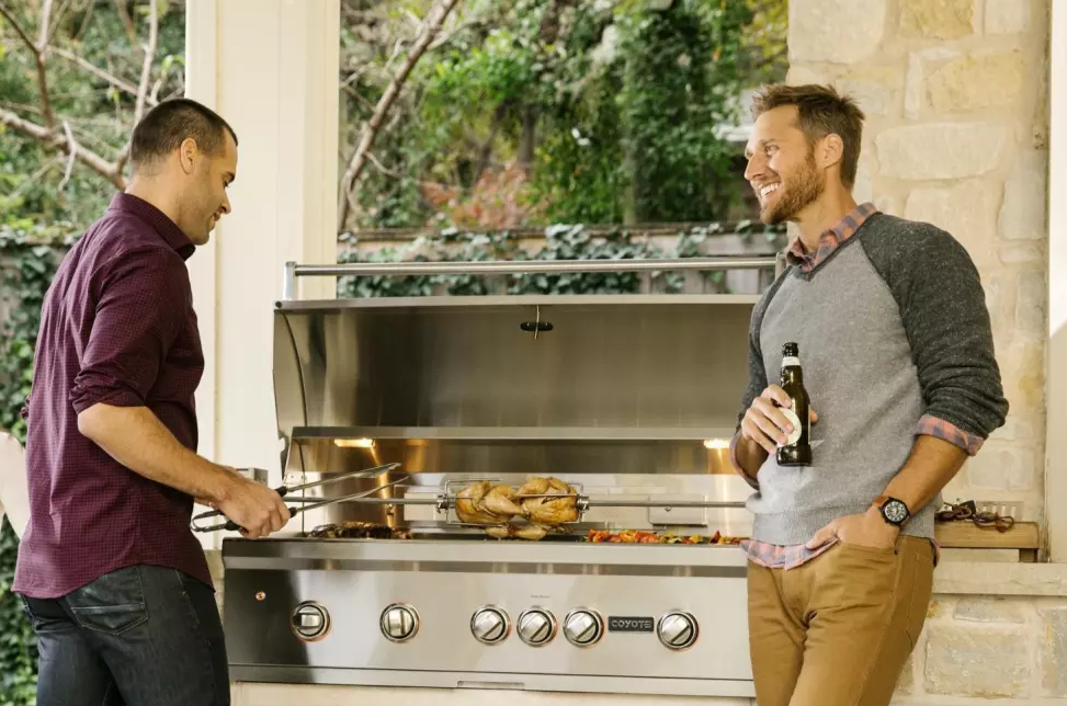 Asador de Gas 42" Coyote C2SL42NG