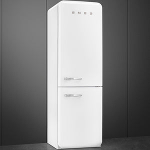 Refrigerador Bottom Mount 24" Smeg FAB32URWH3